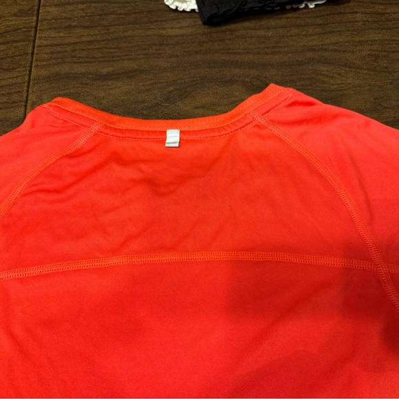 Nike running dri-fit Sz XS red/pink orangish Nike miler excellent condition - Picture 8 of 9